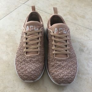 APL Techloom Phantom Shoes - rose gold